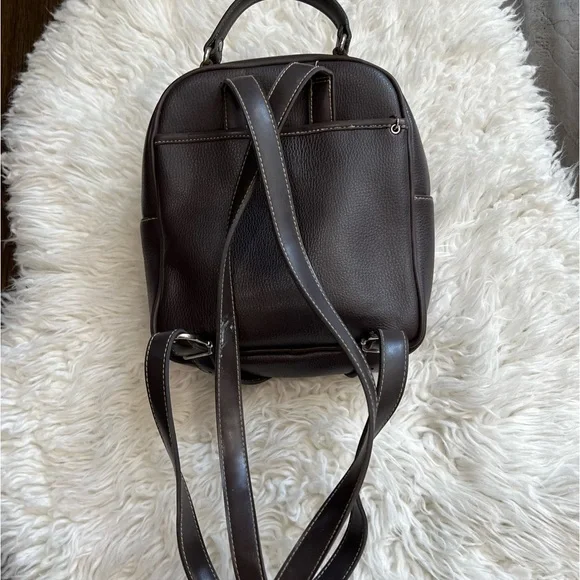 Esprit Backpack - Picture 3 of 10